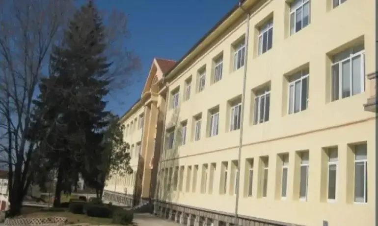 Временно решение: Болницата в Белоградчик ще получи 320 000 лв.от общината, за да не затвори - Tribune.bg