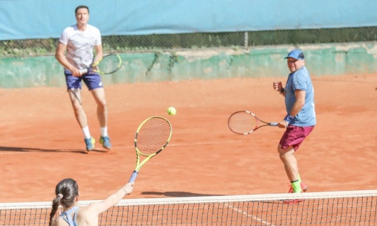 Министър Кралев откри шестото издание на тенис турнира ПИК Мастърс - Tribune.bg