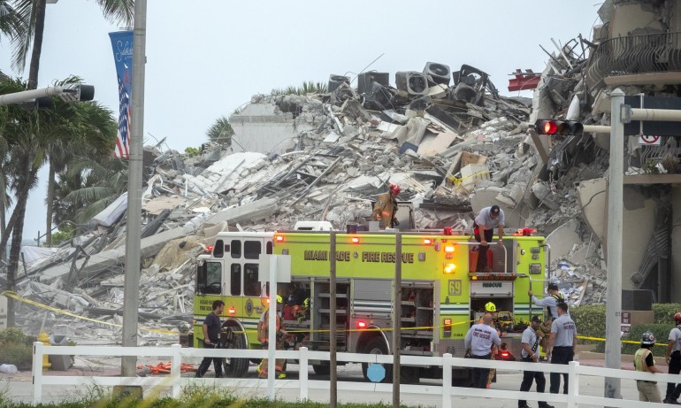 Извънредно положение във Флорида заради рухналата жилищна сграда (СНИМКИ И ВИДЕО) - Tribune.bg