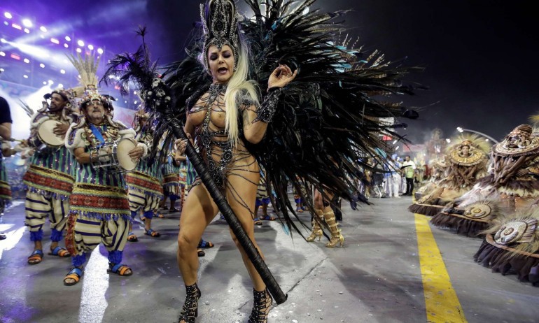 Карнавалът в Рио – емблемата на Бразилия (ГАЛЕРИЯ) - Tribune.bg