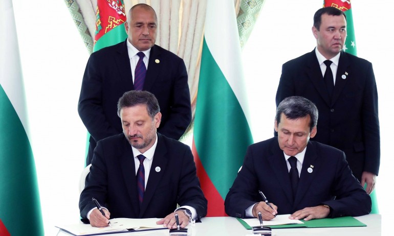 България и Туркменистан подписаха двустранни документи в четири области от взаимен интерес - Tribune.bg
