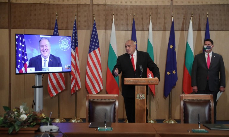 България и САЩ подписаха ключови документи в сферата на сигурността на 5G мрежите и на ядрената енергия за граждански цели - Tribune.bg