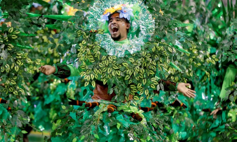 Карнавалът в Рио – емблемата на Бразилия (ГАЛЕРИЯ) - Tribune.bg