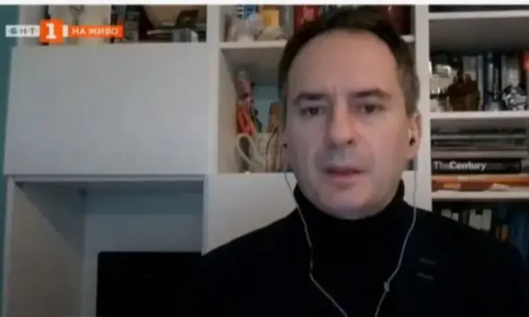 Христо Грозев не изключи последици до дни за хората, престрашили се да отидат на погребението на Навални - Tribune.bg