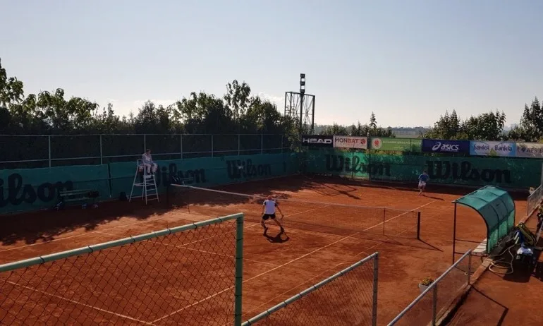 След тричасова битка унгарец спря Лазаров от финал на турнира в Бургас - Tribune.bg