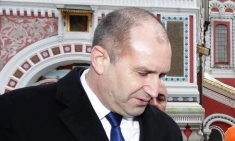 Антон Тодоров показа всички документи за провиненията на Радев и Милушев - Tribune.bg