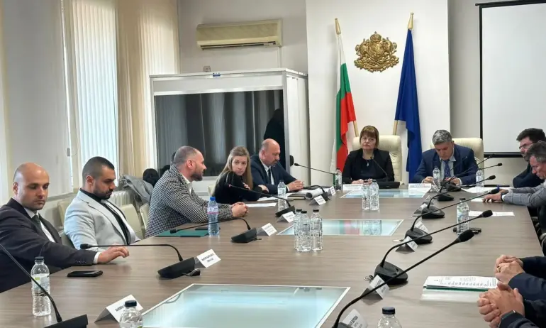 Ремонтът на пътя Мездра-Лютидол продължава, шофьорите ще го видят чак февруари (ВИДЕО) - Tribune.bg