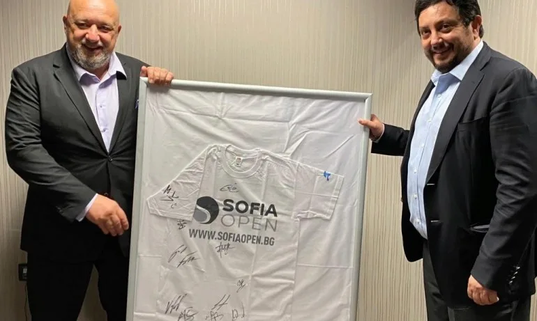 Министър Кралев участва в награждаването на новия шампион от Sofiа Open 2020 - Tribune.bg