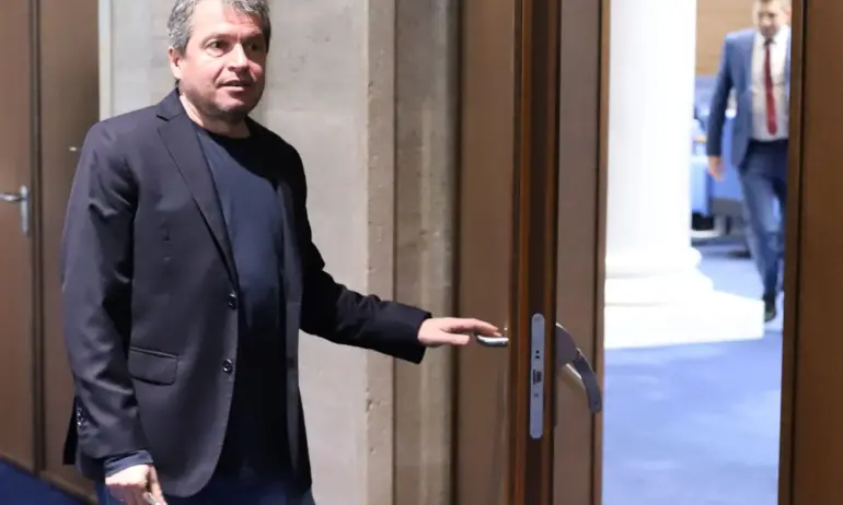 Тошко Йорданов с прогноза: ПП-ДБ ще се съгласят с всички искания на ГЕРБ - Tribune.bg