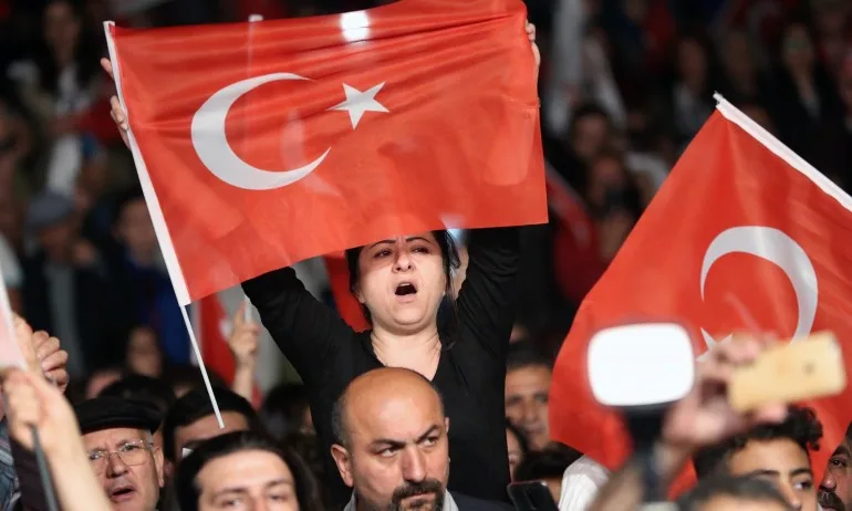 След анулирането на изборите за кмет в Истанбул – хората протестираха - Tribune.bg