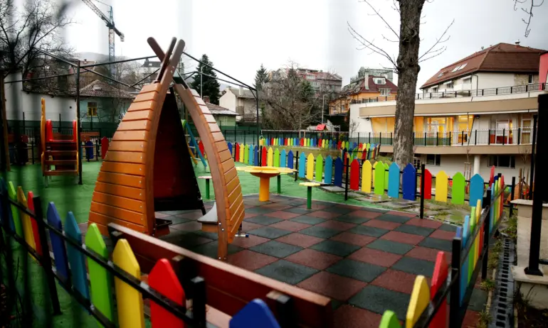 До 15 дни отсъствия по семейни причини и в детските градини - Tribune.bg