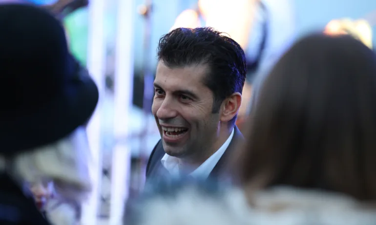 Следите остават: Имал ли е американският Блумбърг заготовка за победителя на изборите? - Tribune.bg