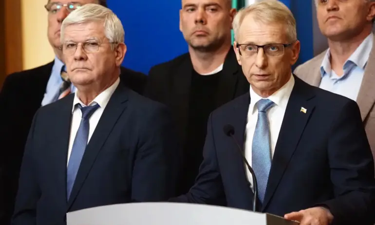 Денков не вижда оставката на Вътев в преговорите със земеделците - Tribune.bg