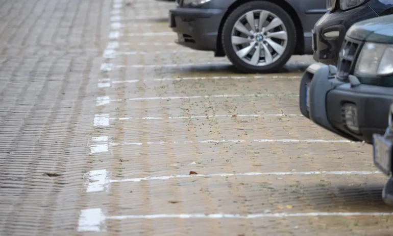 Удвоиха парите за паркиране в София и разшириха платените зони - Tribune.bg