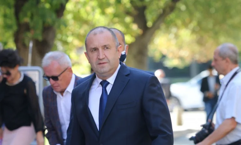 Радев: Протестът се радикализира и това е нормално - Tribune.bg