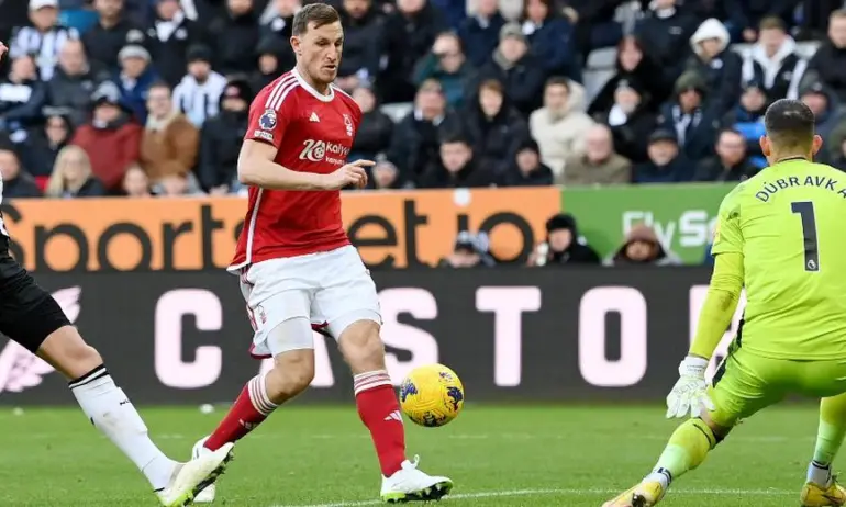 Нотингам удари Нюкасъл с 3:1 в първия мач на Боксинг дей - Tribune.bg