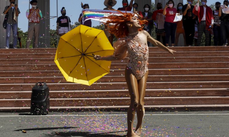 Какво е Grindr? - Tribune.bg