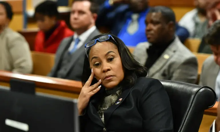 Kонфликт на интереси? Прокурори по дело срещу Тръмп се оказаха любовници - Tribune.bg