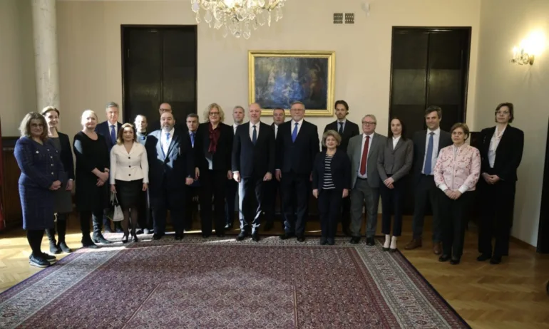 Росен Желязков запозна посланиците на страните от ЕС с приоритетите на правителството - Tribune.bg