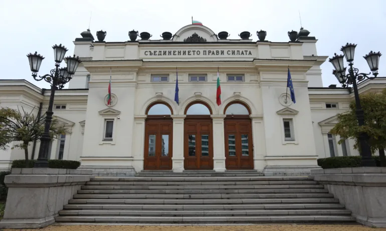 Без реч на Зеленски при откриването на 48-ото Народно събрание, поканата остава за след това - Tribune.bg