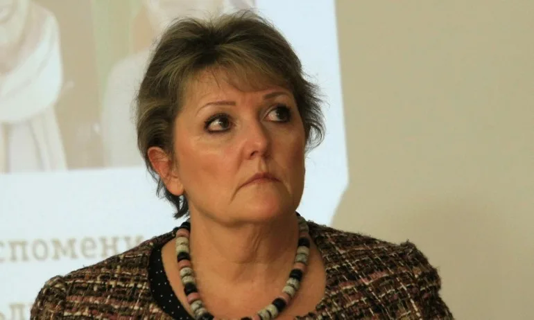 Любов Панайотова: ЕС ще изведе поуки, след кризата ще имаме обща европолитика в здравеопазването - Tribune.bg