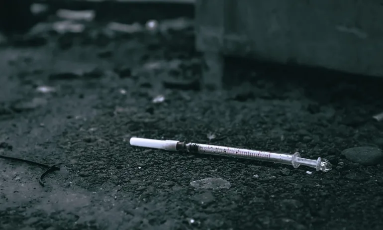 Опасна тенденция: Нова дизайнерска дрога залива пазара - Tribune.bg