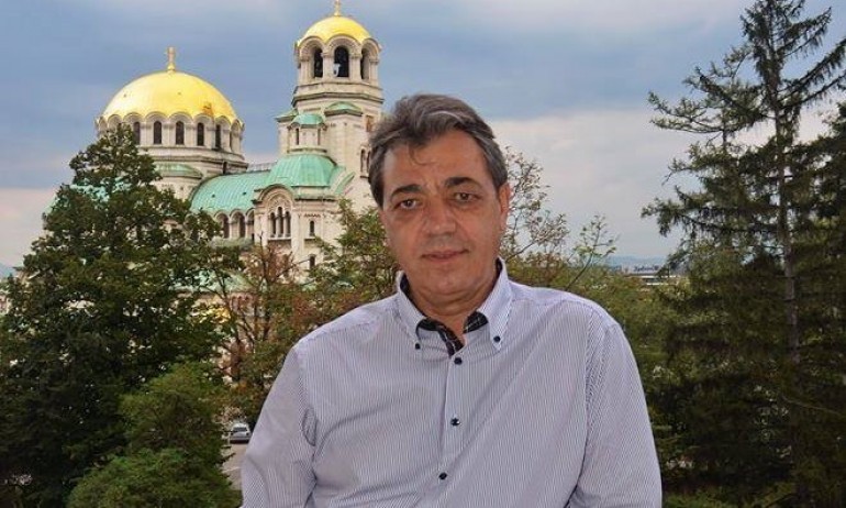 Проф. Лилков: Социкономиката е в перманенен фалит, чак 2015 г. е изплатен дългът, натрупан при Живков - Tribune.bg