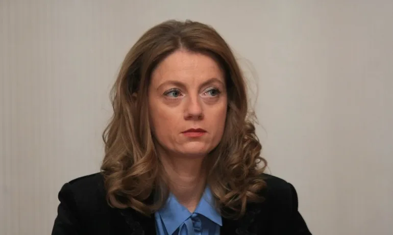 Милена Дамянова: Днес е Международният ден на учителя - да благодарим и да пазим учителите! - Tribune.bg