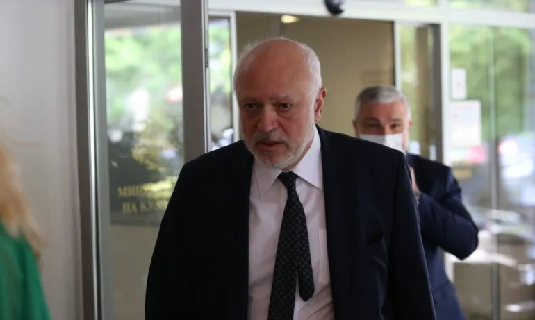 Минеков прави дискусия за държавата и медиите - Tribune.bg