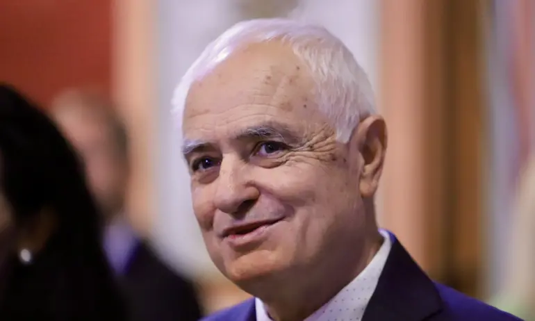 Запрянов: Обмисля се изискване за военно обучение за някои категории държавни служители - Tribune.bg