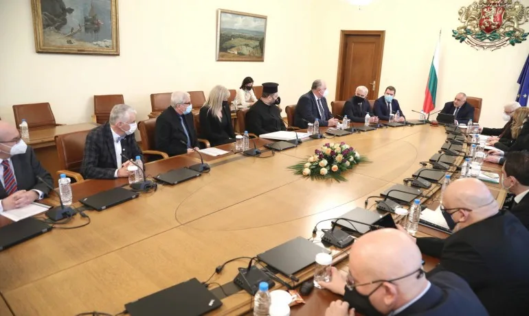 Правителството отпусна 9 милиона лева на Перник, Разград и Аксаково - Tribune.bg