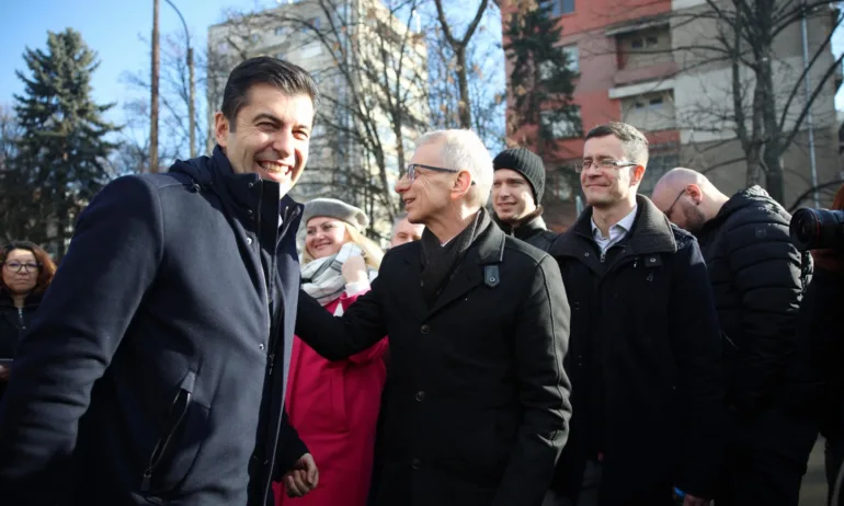 К. Петков пред прокуратурата: Не съм извършил никакво престъпление, това е политическа атака - (ВИДЕО) - Tribune.bg