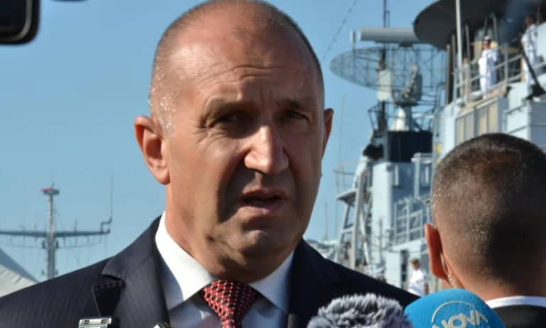 Радев изисква от правителството да се еманципира от задкулисието, за да започне диалог с него - Tribune.bg