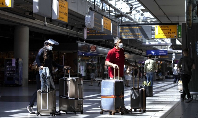 НСИ: Над 1,3 млн. българи са пътували през третото тримесечие - Tribune.bg