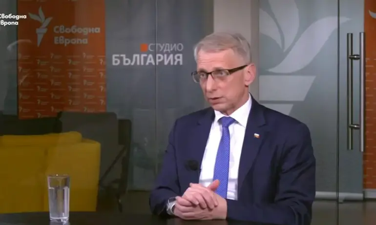 Николай Денков пред „Свободна Европа“: Кирил Петков счупи масата в кабинета на Борисов. Аз бях там