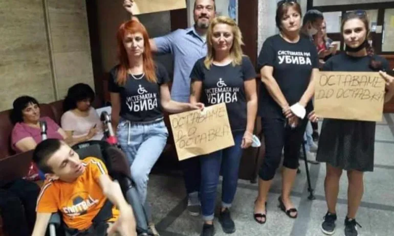 Виждал съм да се използват жени и деца като жив щит в Ирак, Афганистан, ИДИЛ - Tribune.bg