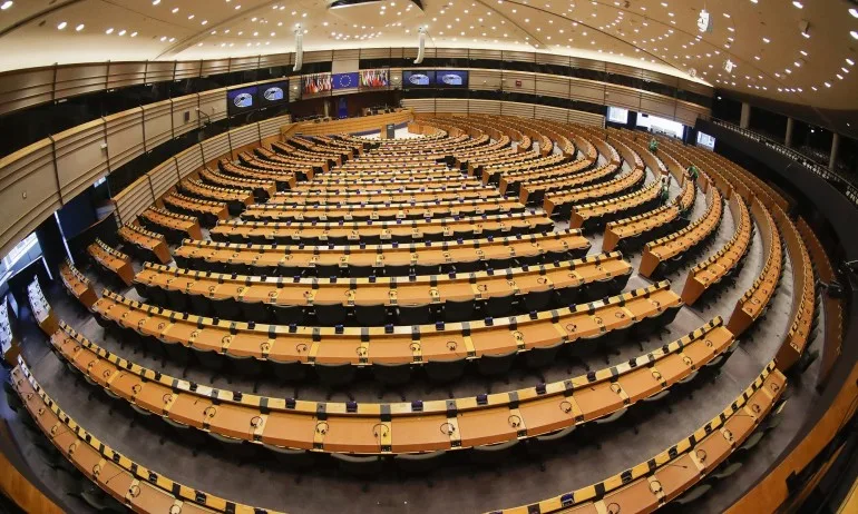 ЕП няма да заседава в Страсбург до есента - Tribune.bg