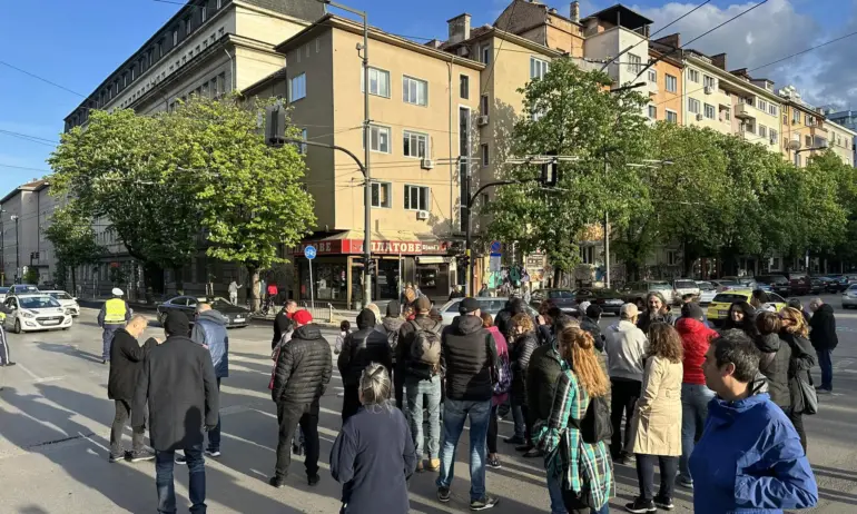 Нов протест събира недоволни граждани срещу безобразните промени на ПП-ДБ-СС в центъра на София 