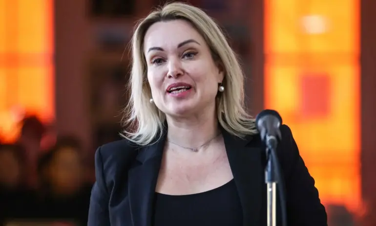 Марина Овсянникова: Путин уби Навални - Tribune.bg