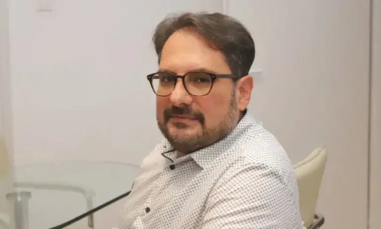 Политолог: Радев иска да сглоби геополитически троянски кон - Tribune.bg