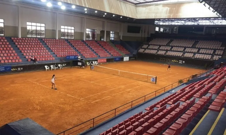 Радулов и Рогачева са финалисти в Португалия - Tribune.bg