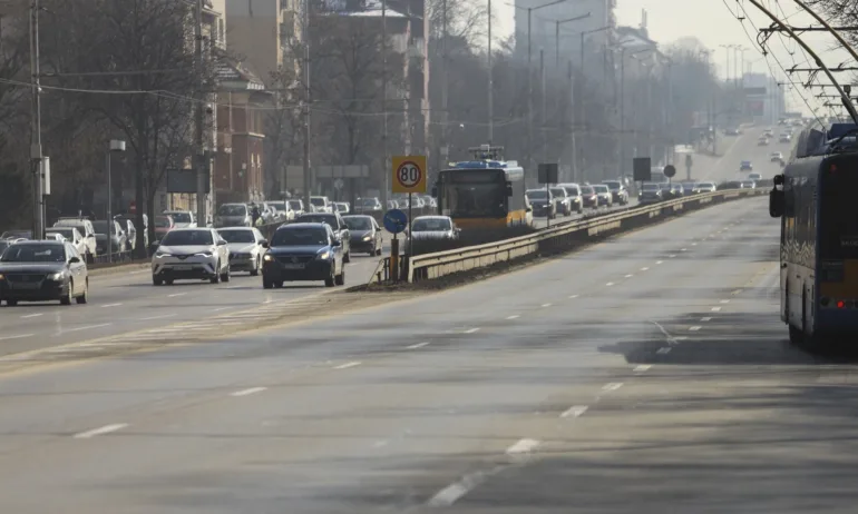 ВМРО срещу забраната за стари коли в центъра: Това е дискриминационно - Tribune.bg