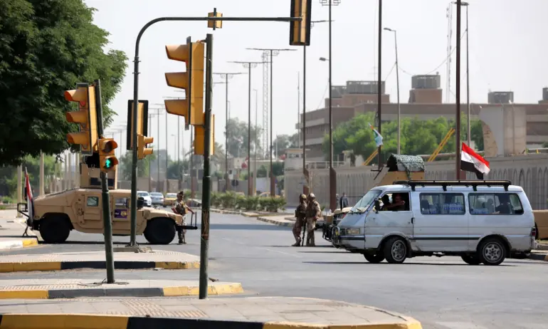 Ракети Катюша по иракска военна база с американски части - Tribune.bg