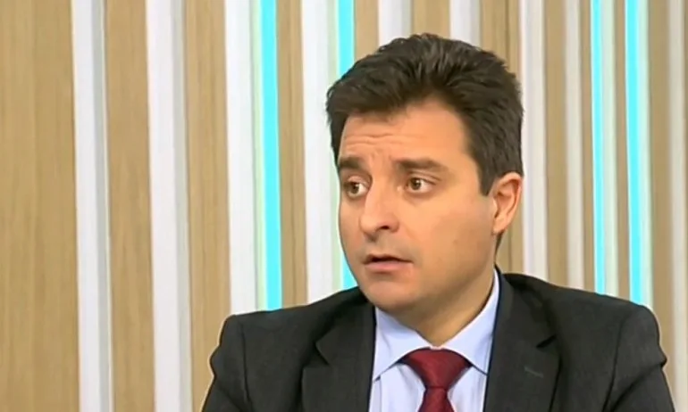 Депутат от БСП се прави на ударен: Ние не сме давали оценка на строителите - Tribune.bg