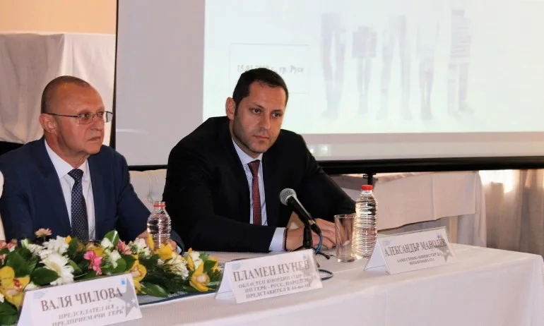 Манолев: За две години преките чуждестранни инвестиции се увеличиха с над 1 млрд. лв. - Tribune.bg