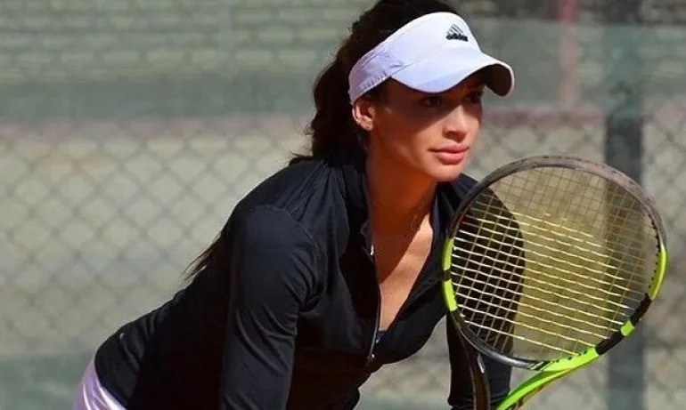 Ани Вангелова е на четвъртфинал в Гърция - Tribune.bg