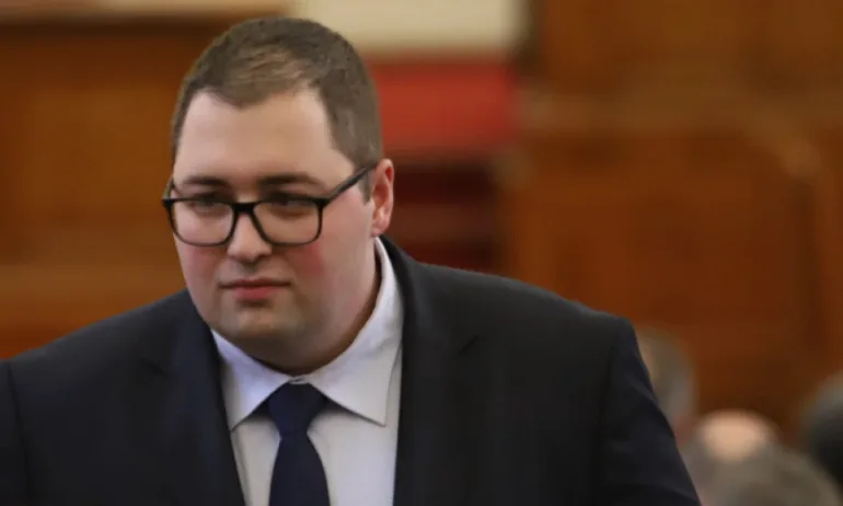 Радостин Василев сложи отцепник от ИТН за областен координатор на ПП в Плевен - Tribune.bg