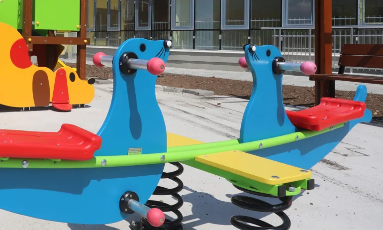 Ще бъде пусната новоизградената фотоволтаичната система на основната сграда на ДКЦ 12 в Люлин 9 - Tribune.bg