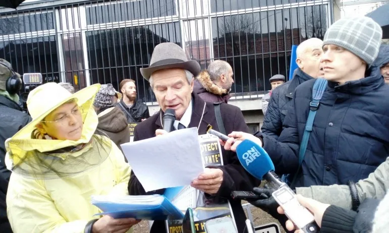 Пчеларите поискаха подкрепа от държавата - Tribune.bg