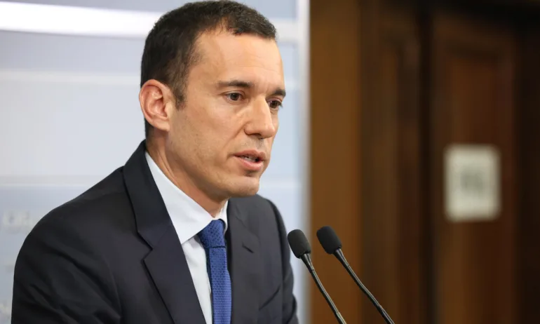 Екипът на Васил Терзиев даде картбланш за скандални проекти, спрени от времето на ГЕРБ - Tribune.bg